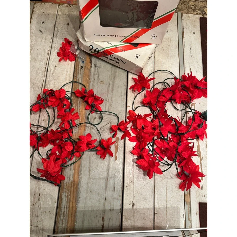 VTG Wynne 20-Lite Poinsettia Christmas Lights Circa 60s70s WORK BUT NOT FLASHING